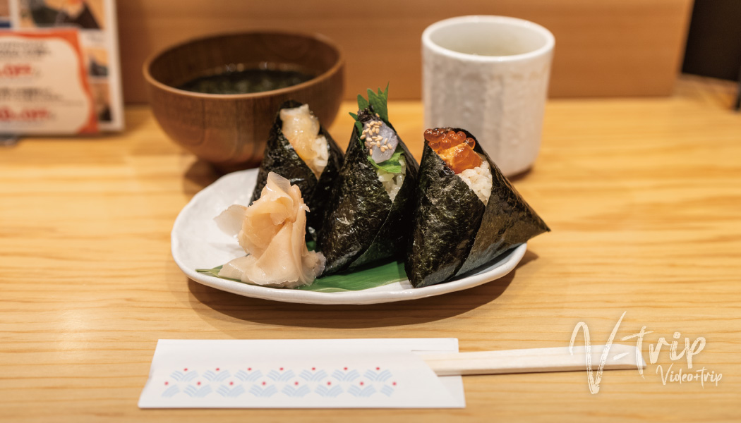 大阪･難波 南海電鉄ホームに回転寿司スシローが展開するお寿司のようなおにぎり店！むすび寿司 南海なんば店