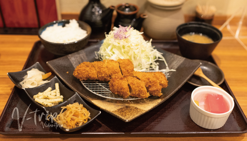神戸･三宮 カレーや納豆･サラダやお漬物など定食に選んで味わえるお得過ぎるとんかつ店！とんかつ ながた園さんプラザ店