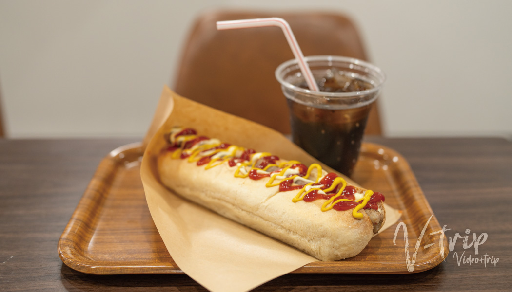 大阪･なんば 選べる豊富なホットドッグメニューがお手頃価格で味わえる！Fuu’s Hotdog難波中店(フーズホットドッグ)